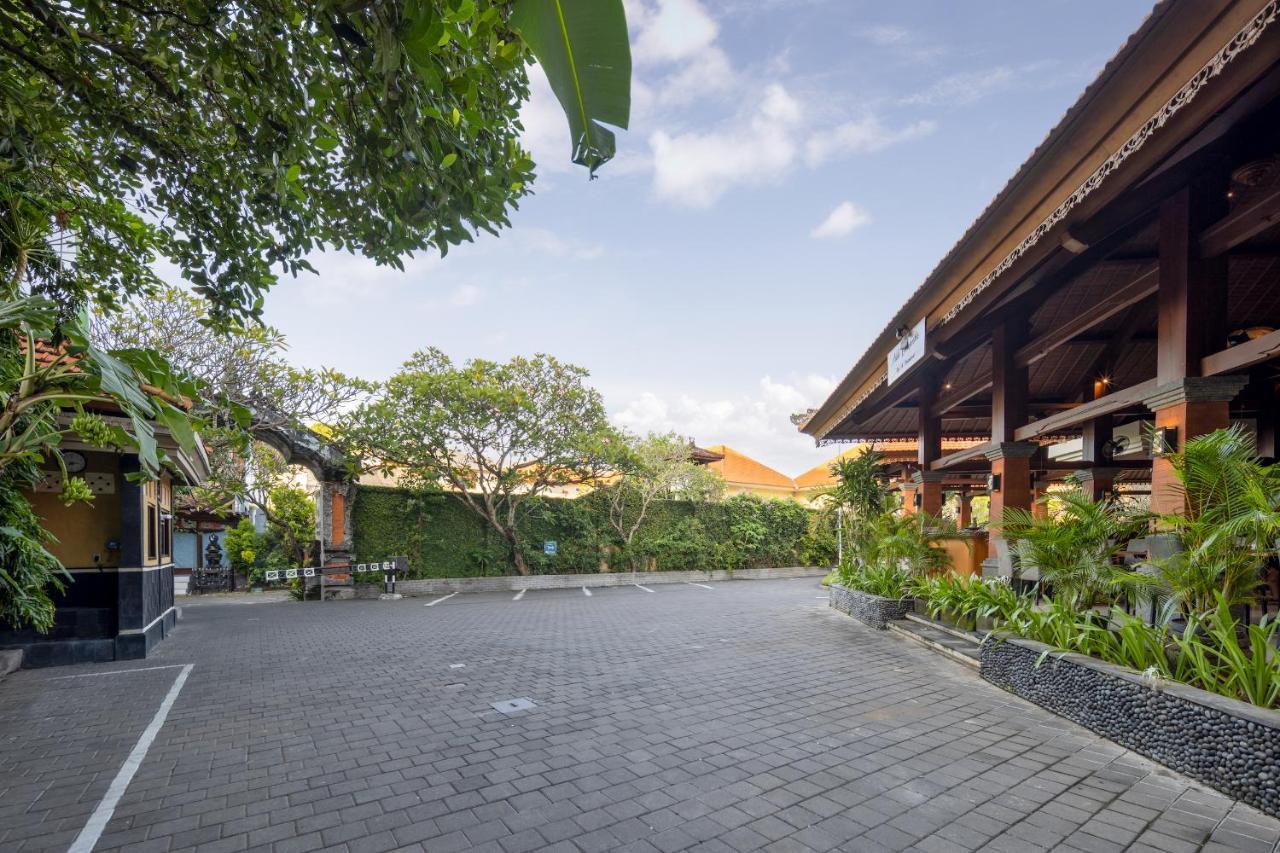 Adi Dharma Hotel Kuta Kuta Lombok Buitenkant foto